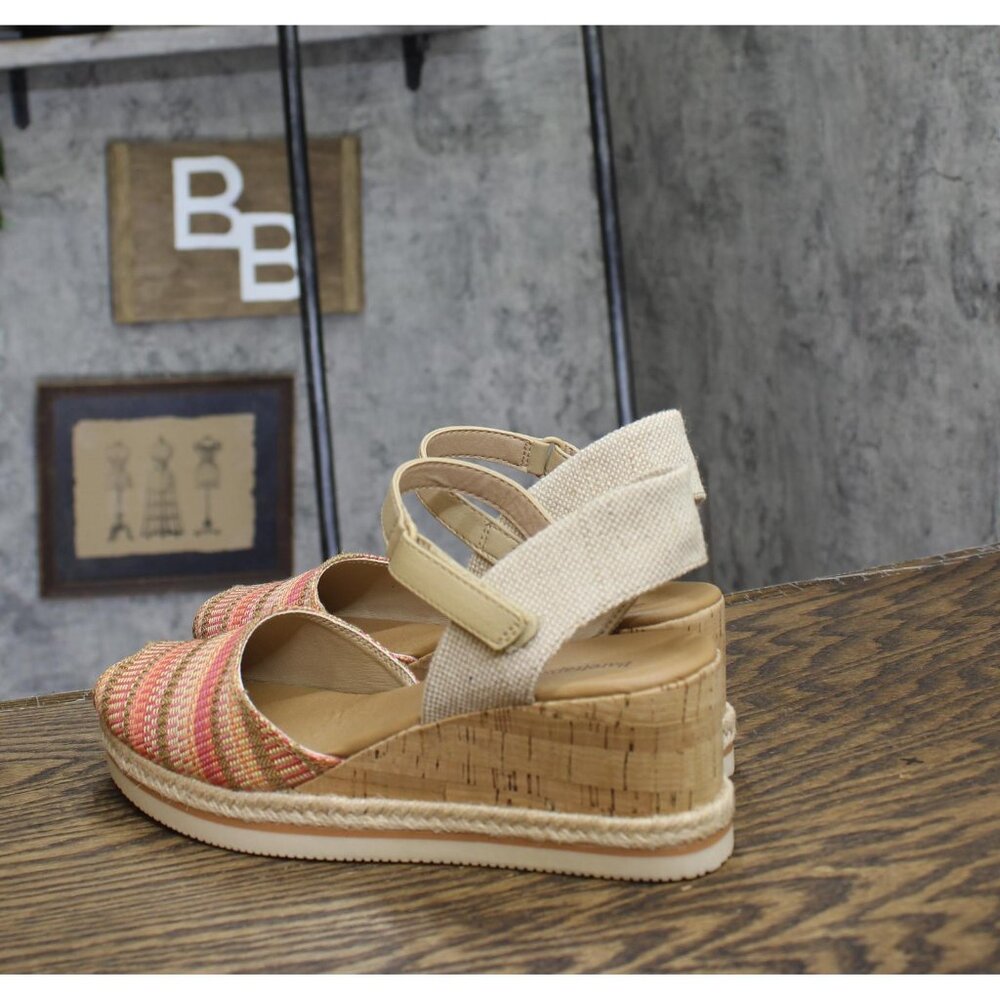 NEW Baretraps Womens Acadia Peep Toe Wedge Sandals BT31127 Coral Multi Pink 8.5M - Picture 10 of 15